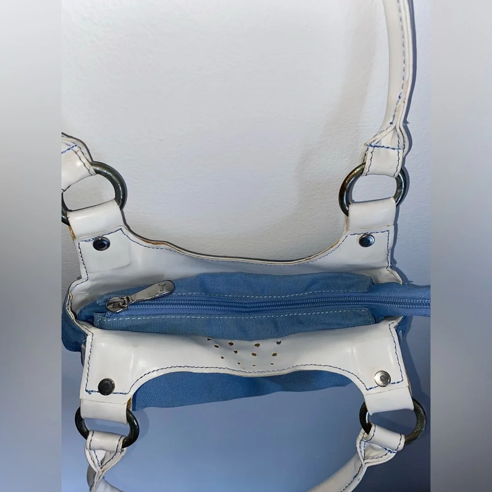 Puma - Picture 2 of 3